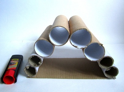 Мастер-класс от тм UHU «Домик из картонных труб для хомяка»